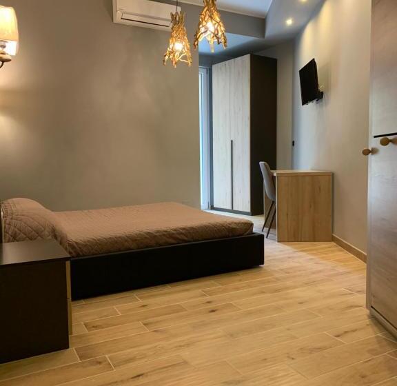 اتاق استاندارد چهار تخته, Marconi 2 Rooms