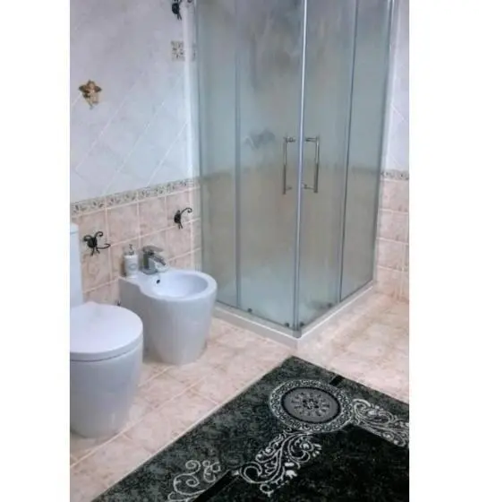 バス共有のスタンダードルーム, B&b L Oasi Del Vulture