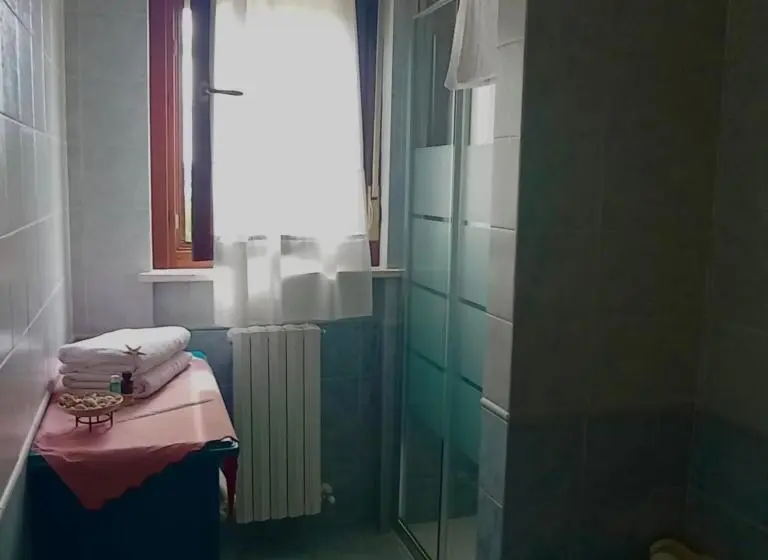 スタンダードルーム, B&b Sguardo Al Conero