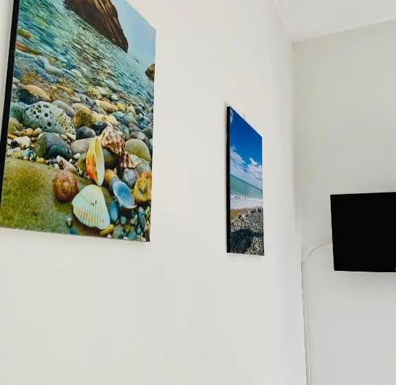 スタンダードルーム, B&b Sguardo Al Conero