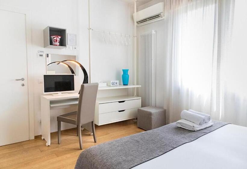 اتاق استاندارد سه نفره, B&b Villa Rosa