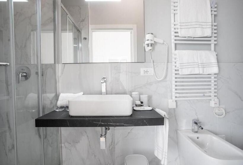 سوییت لوکس, B&b Villa Rosa