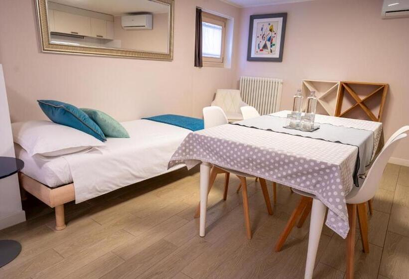 آپارتمان 1 خوابه همکف, B&b Villa Rosa