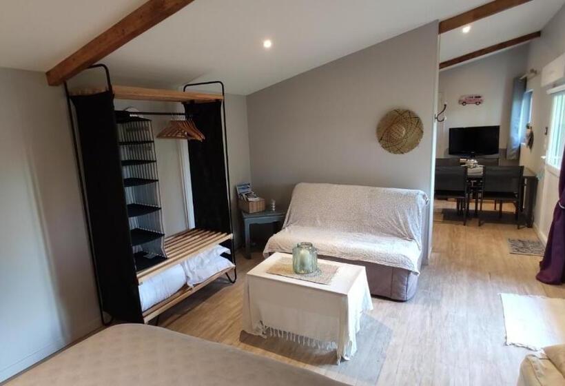 Дом 1 Спальня, Domaine De L Hôtel Au Franc