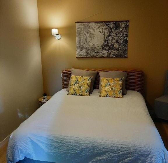 キングサイズベッドのスタンダードルーム, La Villa Claudia