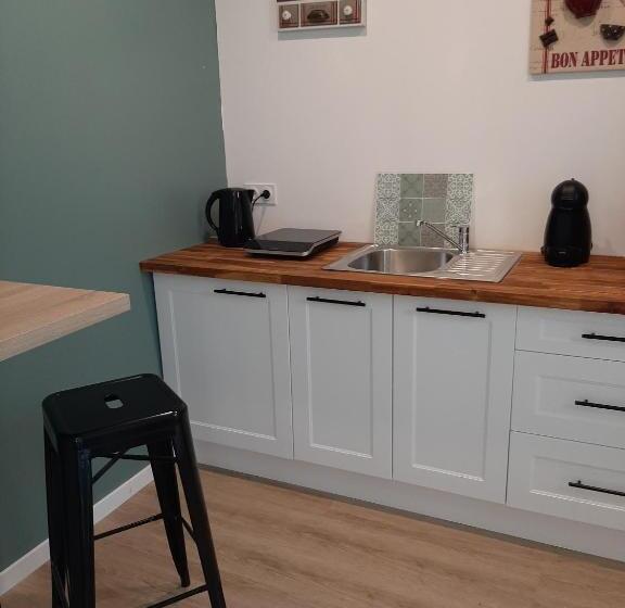 キングサイズベッドのスタンダードルーム, La Villa Claudia