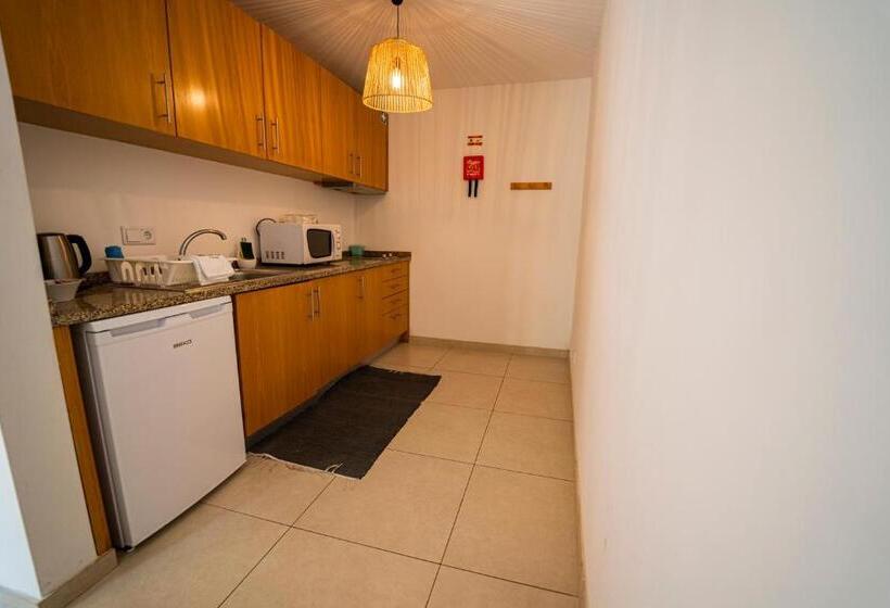 Дом 1 Спальня, Peso Village