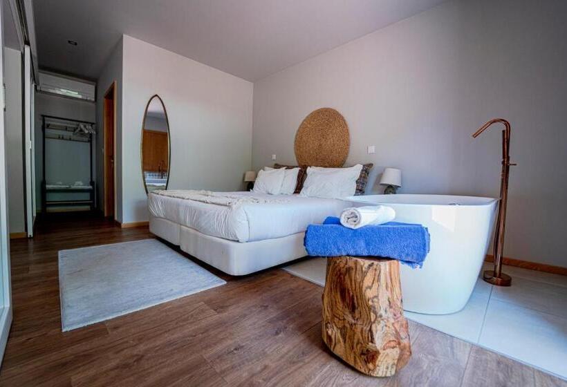 Люкс с гидромассажем, Peso Village