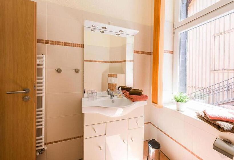 غرفة سوبيريور عائلية, Numero1 Pension Und Cafe