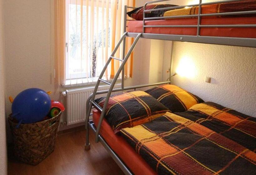 شقة غرفتين, Numero1 Pension Und Cafe