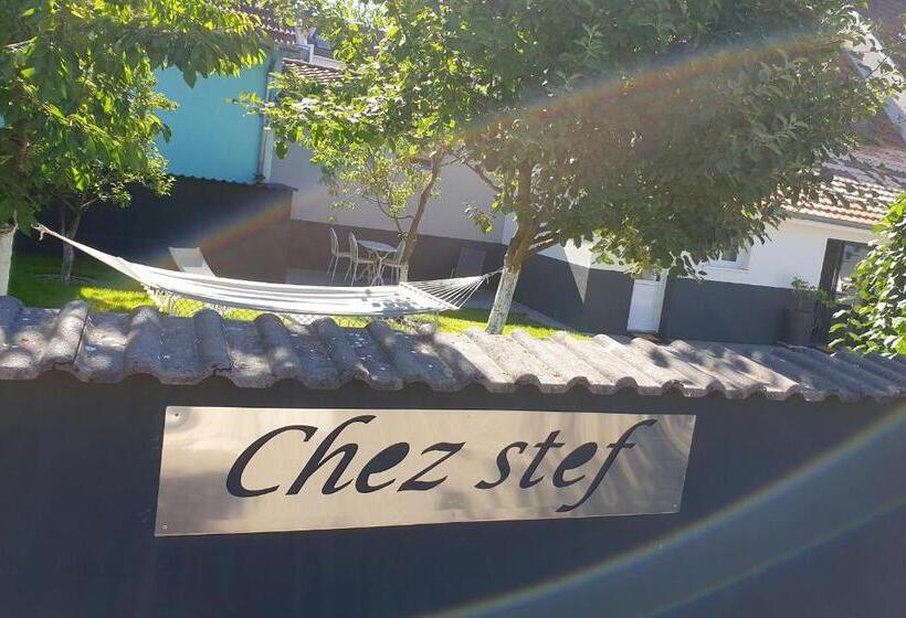 غرفة قياسية, Chez Stef
