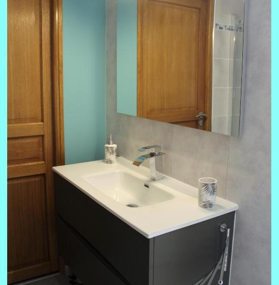 标准间, Au Petit Pressoir