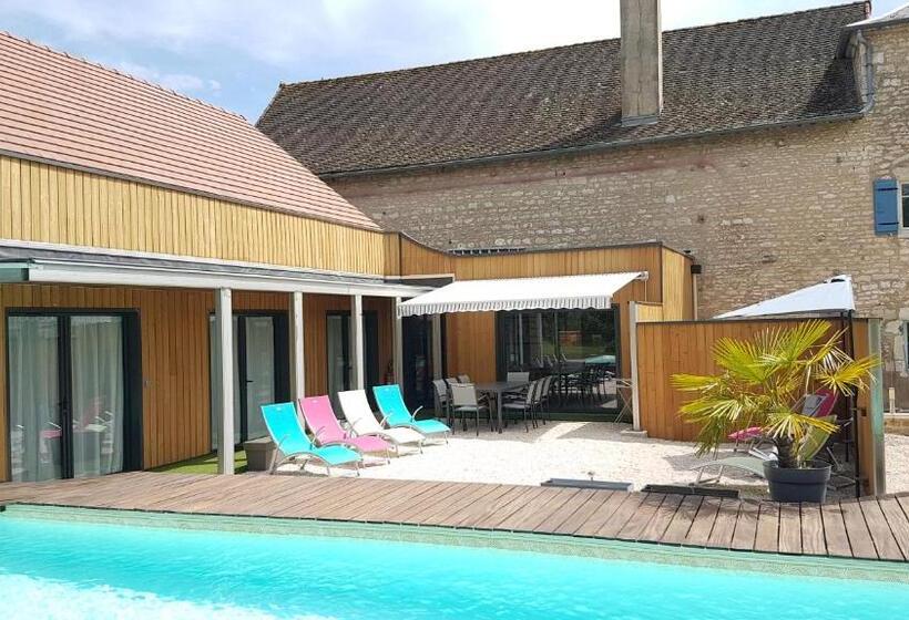 标准间, Au Petit Pressoir