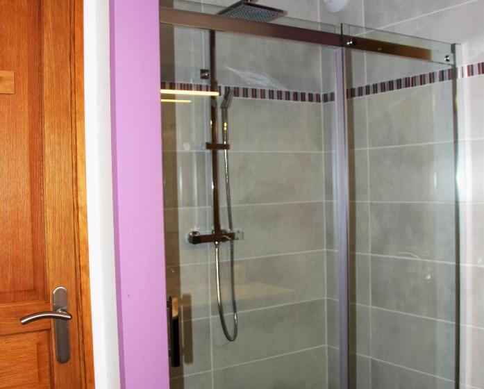 标准间, Au Petit Pressoir