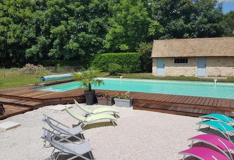 家庭房间共用浴室, Au Petit Pressoir