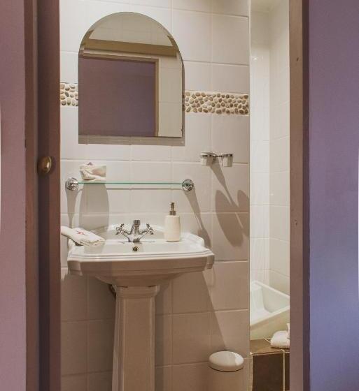 غرفة قياسية, La Douce France