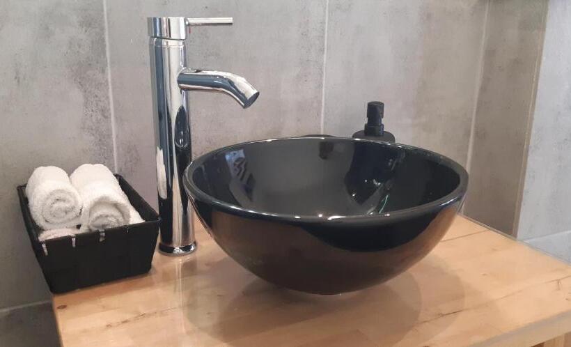 １階の１ベッドルームアパートメント, Luxe Bloemenzicht 4 Personen, Bnb, 10 Minuten Van Zee