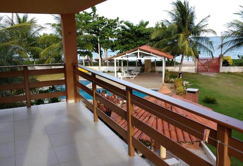 샬레, Condomínio Na Beira Mar