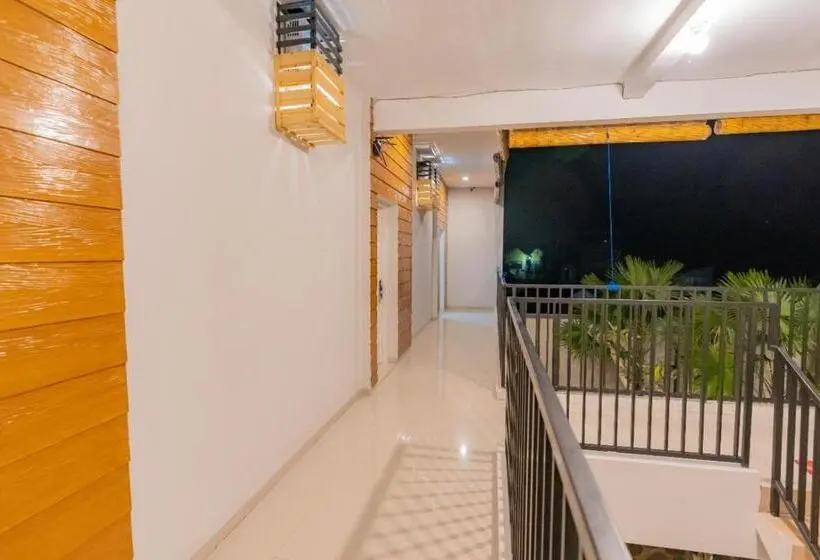 Quarto Superior, Fredelia Homestay