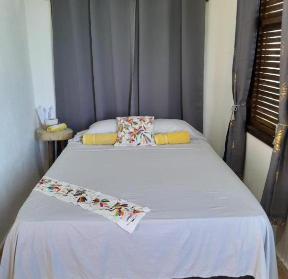 Deluxe Zimmer, Quinto Sol