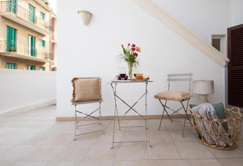 テラス付きスタンダードルーム, Carlo Alberto Room