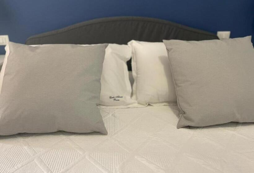 テラス付スイート, Carlo Alberto Room