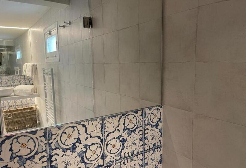 テラス付スイート, Carlo Alberto Room