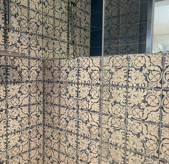 テラス付スイート, Carlo Alberto Room