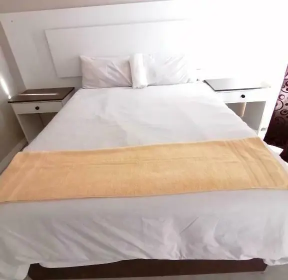 اتاق لوکس, High View Accommodation