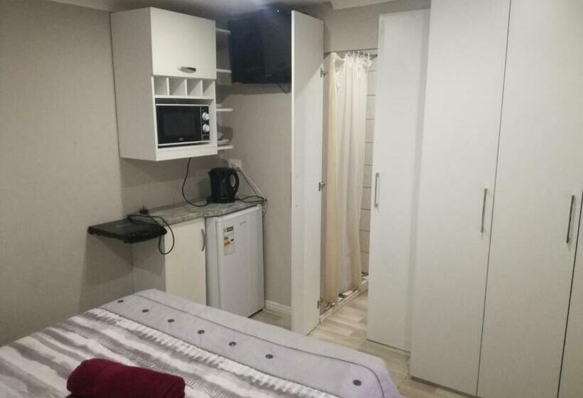 חדר אקונומי, High View Accommodation