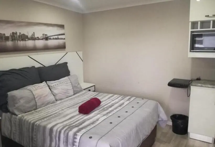 اتاق اکونومی, High View Accommodation