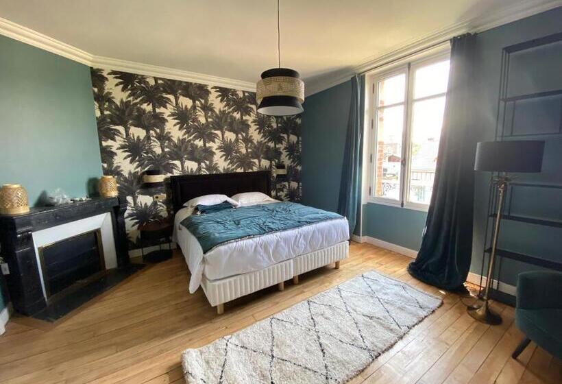 家庭套房, Maison Blanche Chartres   Maison D Hôtes 5 étoiles