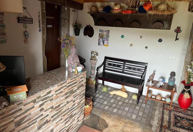 اتاق استاندارد با سرویس بهداشتی مشترک, Albergue Rectoral De Romean