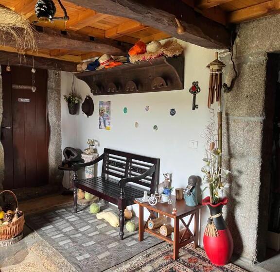 4인용 스탠다드 룸, Albergue Rectoral De Romean