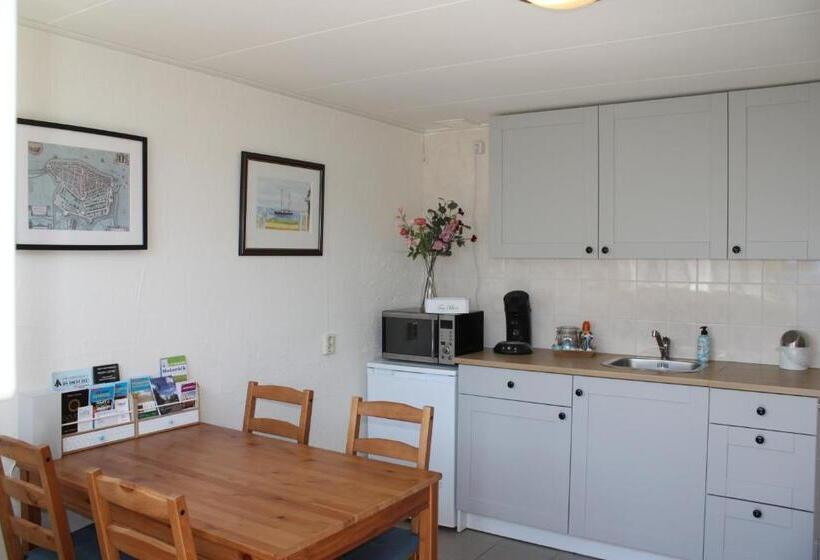 غرفة قياسية مزوَّدة بتراس, B&b Kleine Vliet