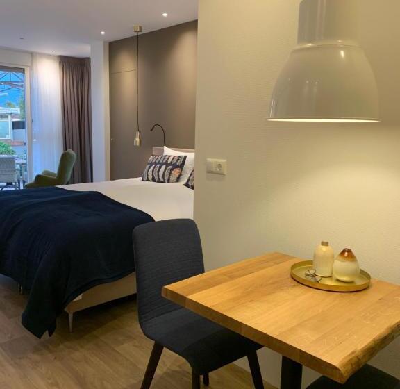 Студио Стандарт с Террасой, Dorpslogies Adema