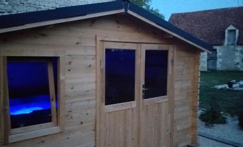 סוויטה משפחתית, La Berrycurienne Proche Du Zoo De Beauval Saint Aignan Avec Sdb, Wc Et Spa Privatif Pour Chaque Cham