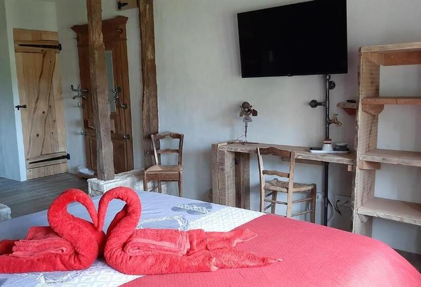 סוויטה משפחתית, La Berrycurienne Proche Du Zoo De Beauval Saint Aignan Avec Sdb, Wc Et Spa Privatif Pour Chaque Cham