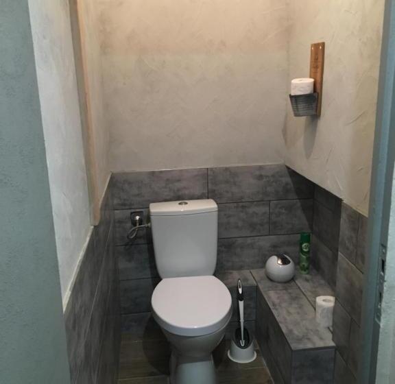 סוויטה משפחתית, La Berrycurienne Proche Du Zoo De Beauval Saint Aignan Avec Sdb, Wc Et Spa Privatif Pour Chaque Cham