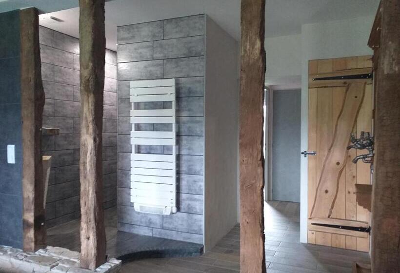 סוויטה משפחתית, La Berrycurienne Proche Du Zoo De Beauval Saint Aignan Avec Sdb, Wc Et Spa Privatif Pour Chaque Cham