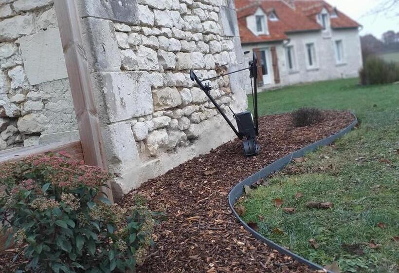 חדר סטנדרט נוף לגינה, La Berrycurienne Proche Du Zoo De Beauval Saint Aignan Avec Sdb, Wc Et Spa Privatif Pour Chaque Cham