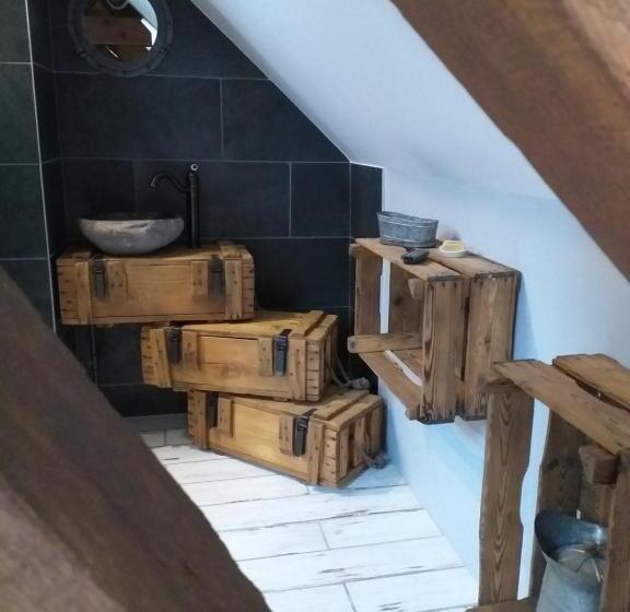 חדר סטנדרט נוף לגינה, La Berrycurienne Proche Du Zoo De Beauval Saint Aignan Avec Sdb, Wc Et Spa Privatif Pour Chaque Cham