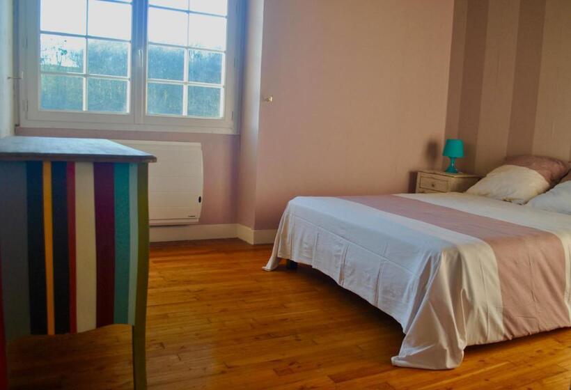 Номер Стандарт, Moulin Sous La Vergne