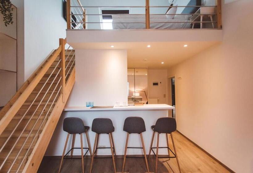 디럭스 스튜디오, Hdc Nivelles Grand Place