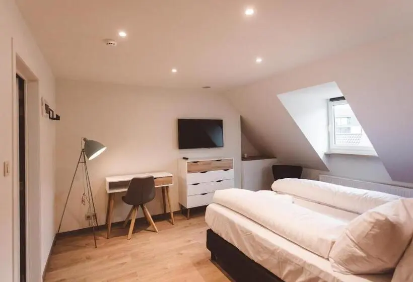 デラックスルーム, Hdc Nivelles Grand Place