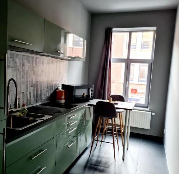 Студия Deluxe, Hdc Nivelles Grand Place