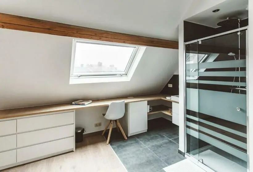 スーペリアールーム, Hdc Nivelles Grand Place