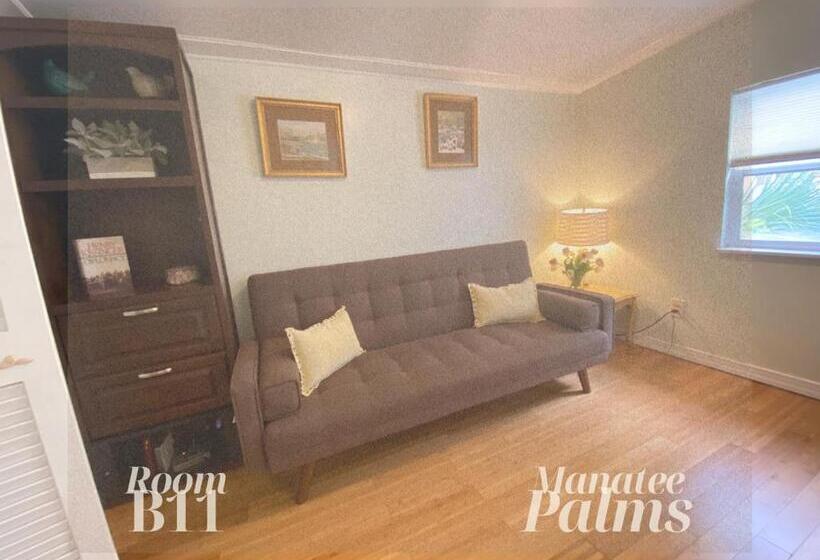 带园景的小型套房, Manatee Palms