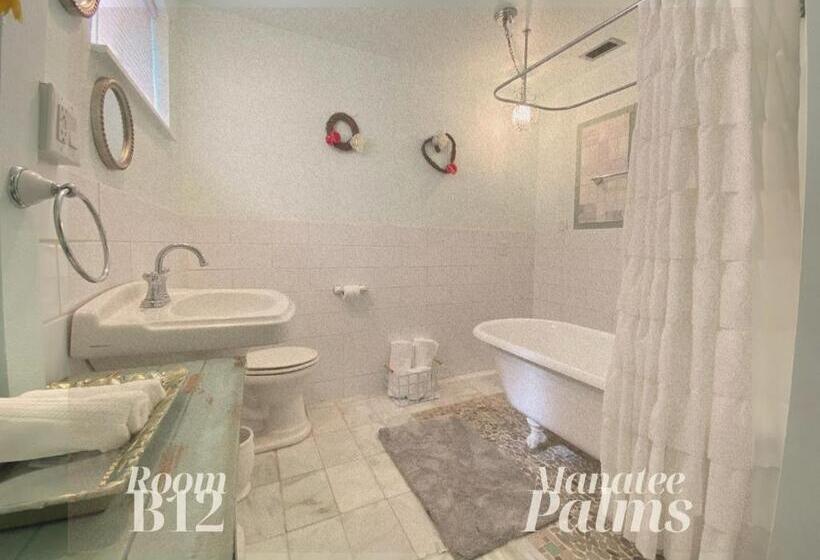 带园景的小型套房, Manatee Palms