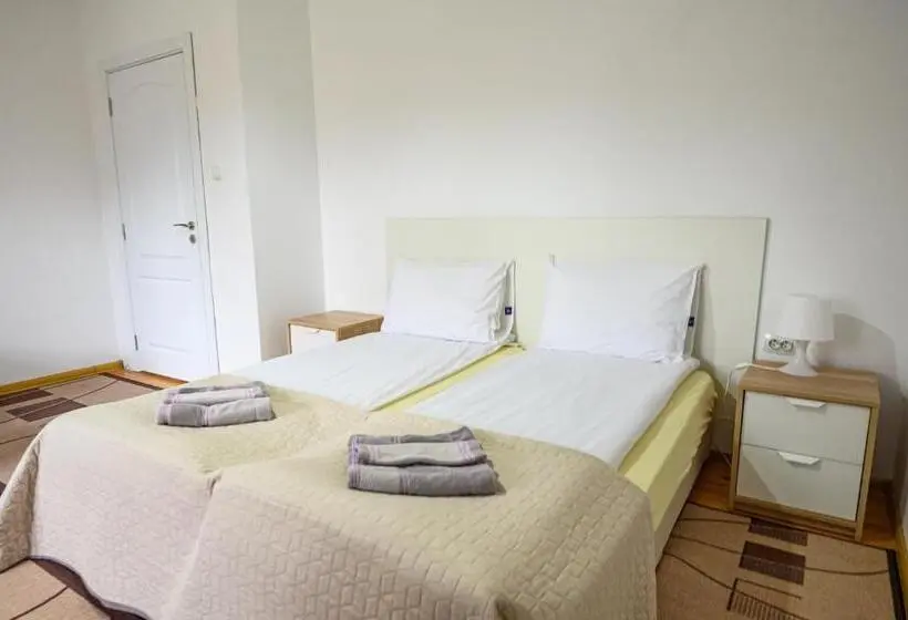 Deluxe-studio, Guest House 7